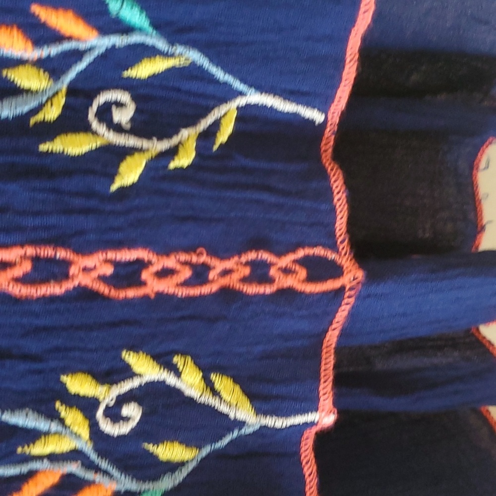 NWT - Shrinking Violet BoHo Embroidery racerback Top - Size Small - Picture 6 of 6